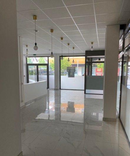 Local commercial - 87 m²