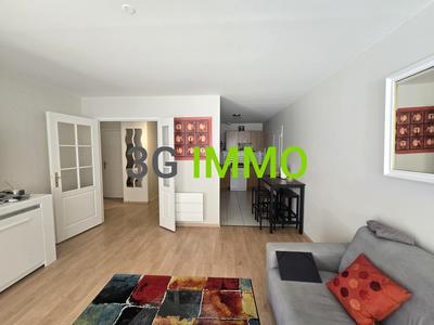 Appartement - 65 m² - 2 pièces