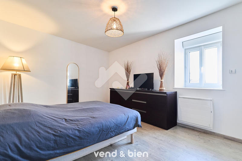 Appartement - 105 m² - 4 pièces