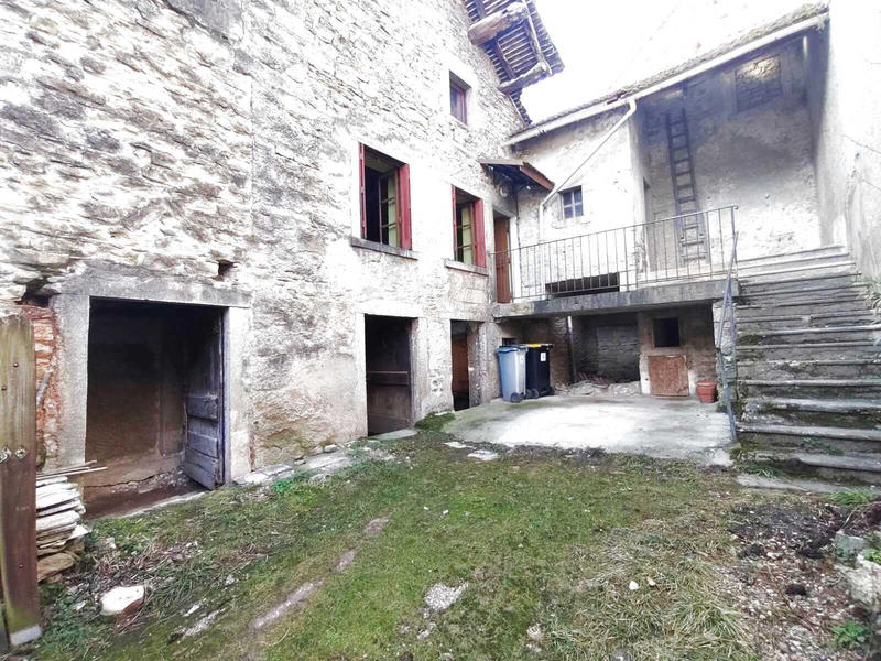 Maison de village - 86 m² - 5 pièces