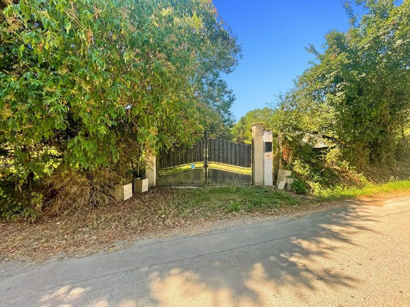 Maison - 99 m² - 4 pièces