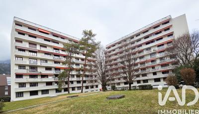 Appartement - 94 m² - 4 pièces