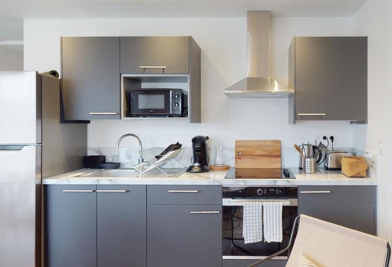 Appartement - 100 m² - 6 pièces