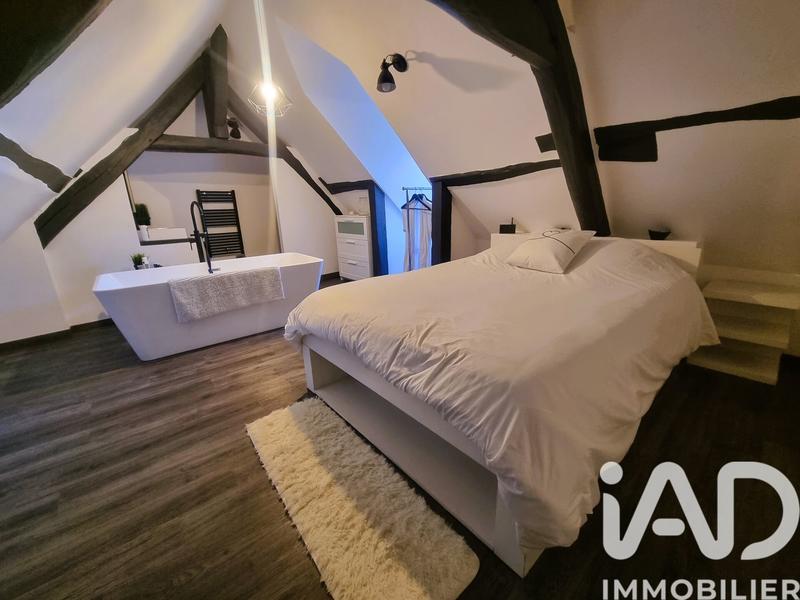 Maison - 166 m² - 7 pièces
