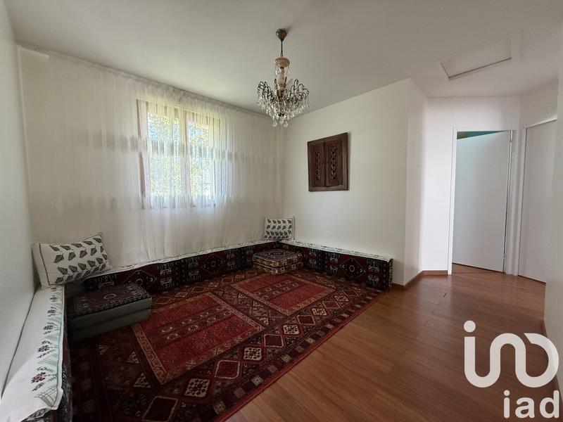 Maison - 121 m² - 6 pièces