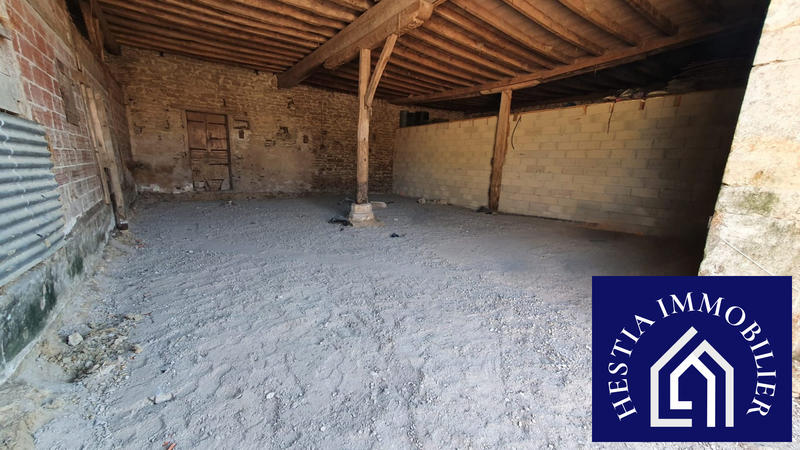 Maison ancienne - 381 m² - 8 pièces