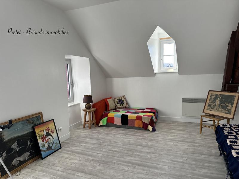 Maison - 206 m² - 14 pièces