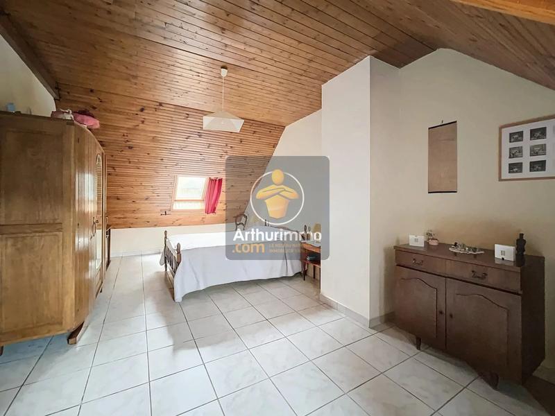 Maison - 122 m² - 7 pièces