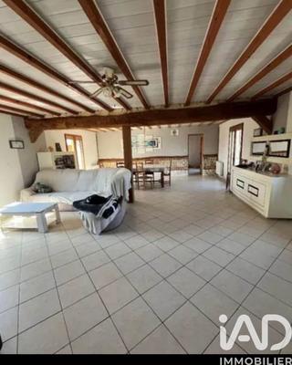 Maison - 274 m² - 7 pièces