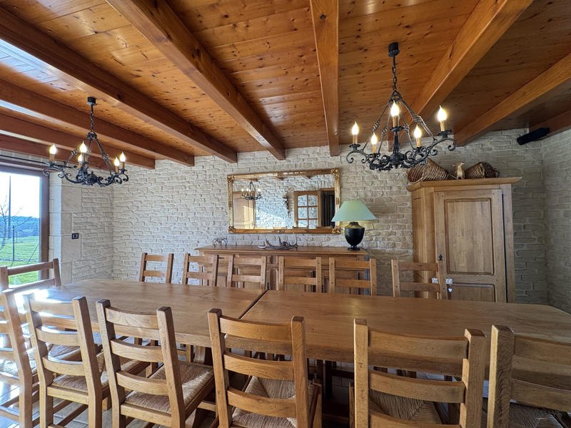 Maison - 150 m² - 8 pièces