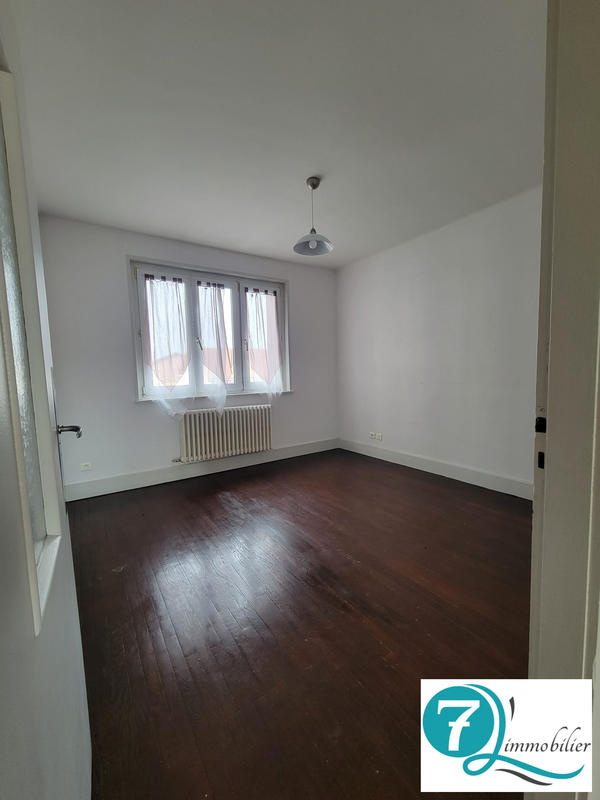 Appartement - 85 m² - 5 pièces