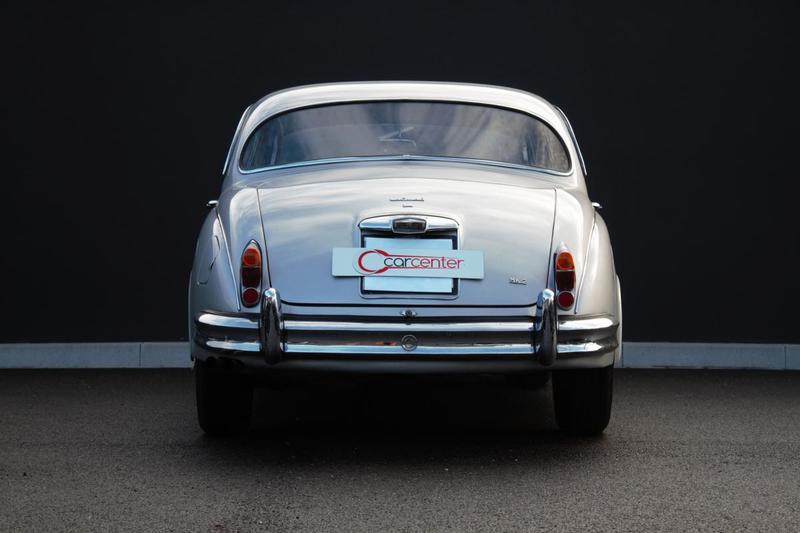 Jaguar Mk II 3.4 Overdrive Gris Argent Cuir Rouge Historique Complet