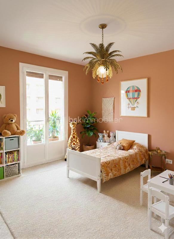 Appartement - 77 m² - 4 pièces