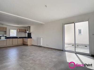 Maison - 102 m² - 4 pièces