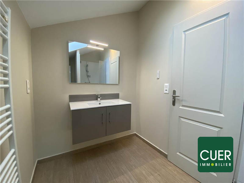 Appartement - 94 m² - 5 pièces