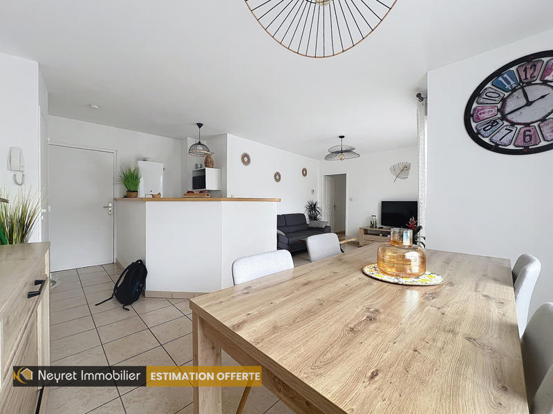 Appartement - 66 m² - 3 pièces