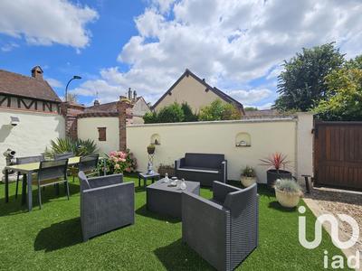 Maison - 121 m² - 5 pièces