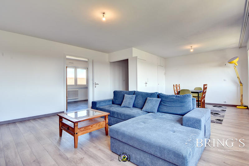 Appartement - 80 m² - 5 pièces