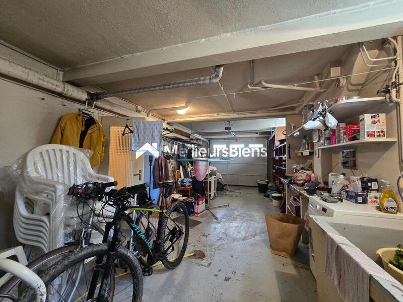 Maison - 200 m² - 6 pièces