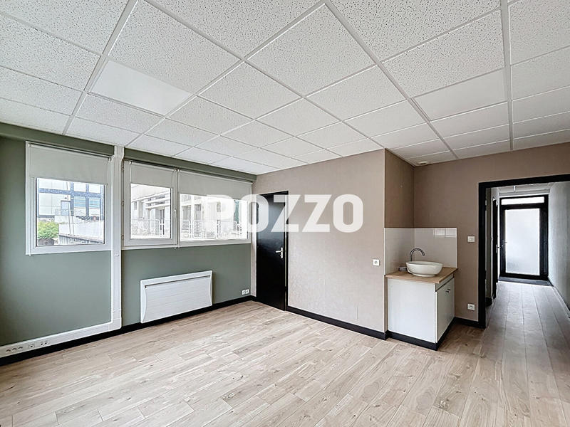 Local commercial - 62 m² - 3 pièces