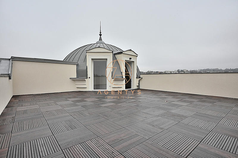 Duplex - 131 m² - 5 pièces