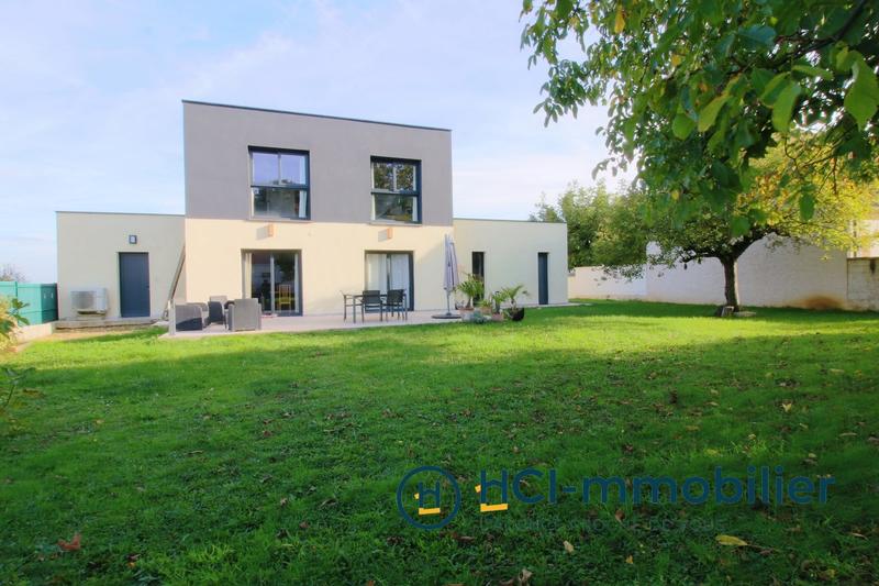 Maison - 165 m² - 6 pièces