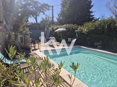 Villa - 186 m² - 8 pièces