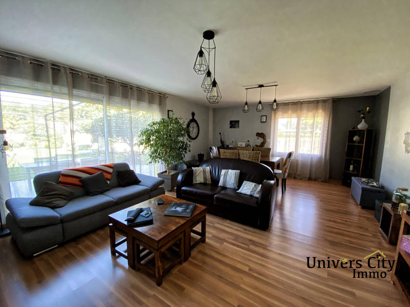 Maison - 125 m² - 5 pièces