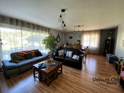 Maison - 125 m² - 5 pièces