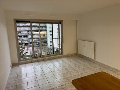 Studio - 27 m² - 1 pièce