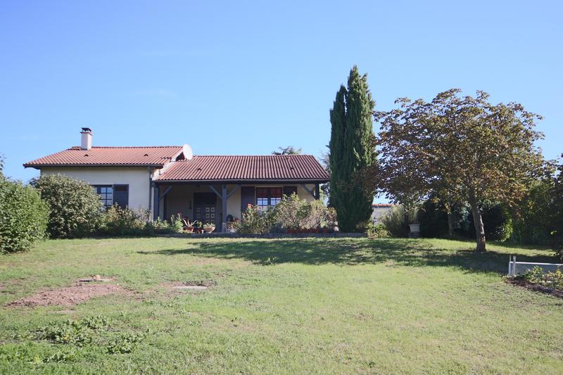 Villa - 226 m² - 6 pièces