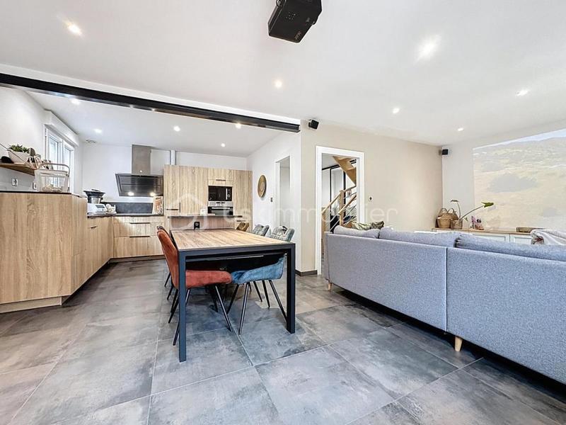 Maison de ville - 102 m² - 4 pièces