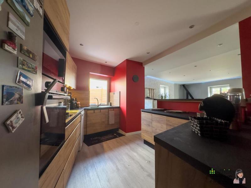 Maison de bourg - 150 m² - 6 pièces