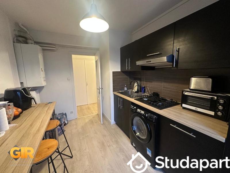 Chambre - 9 m² - 1 pièce