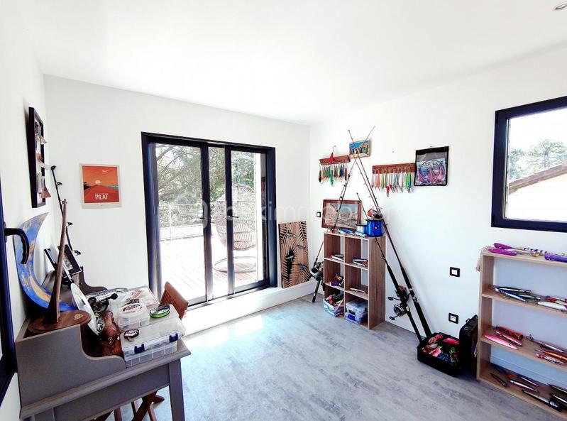 Villa - 187 m² - 6 pièces