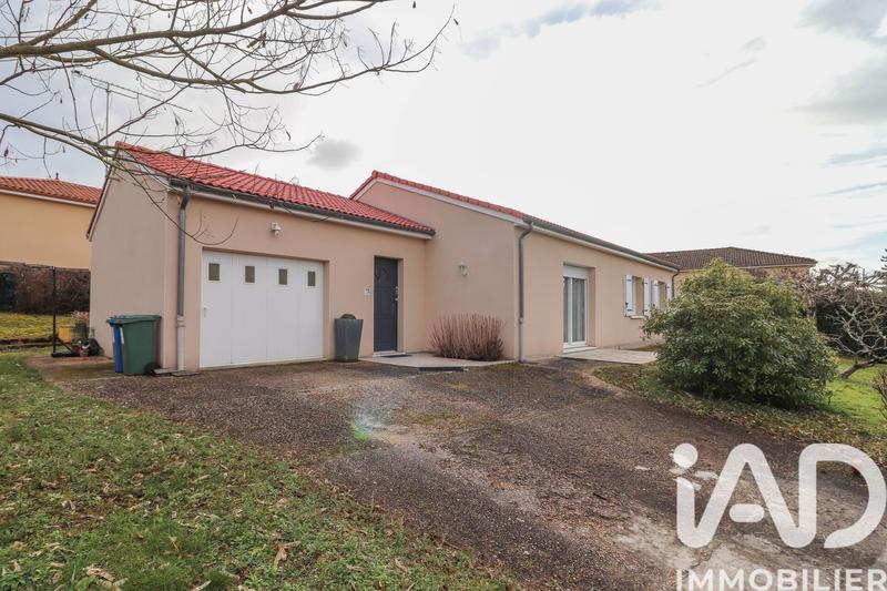 Maison - 104 m² - 4 pièces