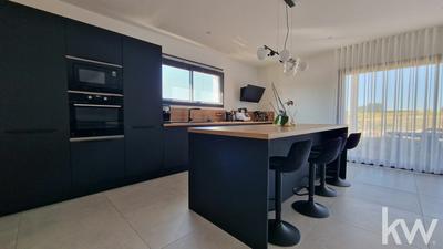 Maison - 176 m² - 6 pièces