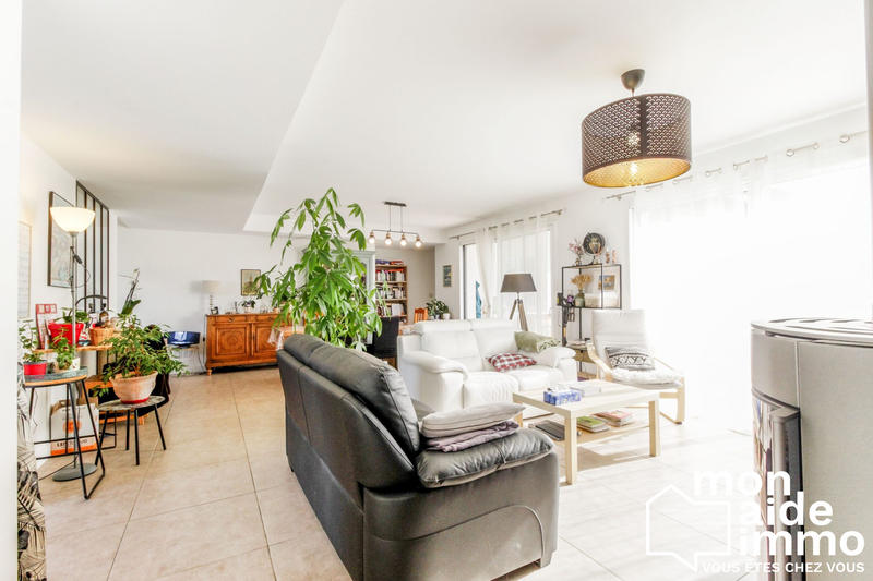 Maison - 127 m² - 6 pièces