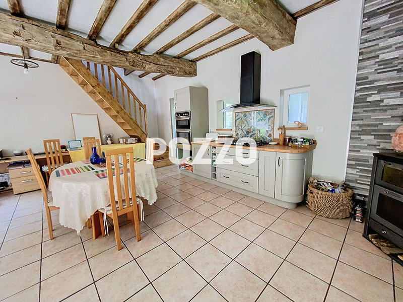 Maison - 144 m² - 5 pièces