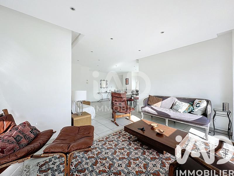 Appartement - 100 m² - 4 pièces