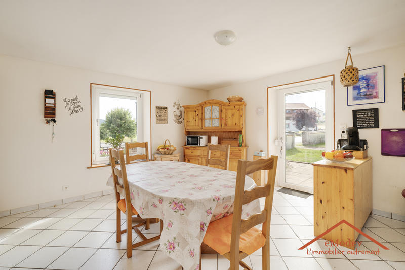 Maison - 200 m² - 5 pièces