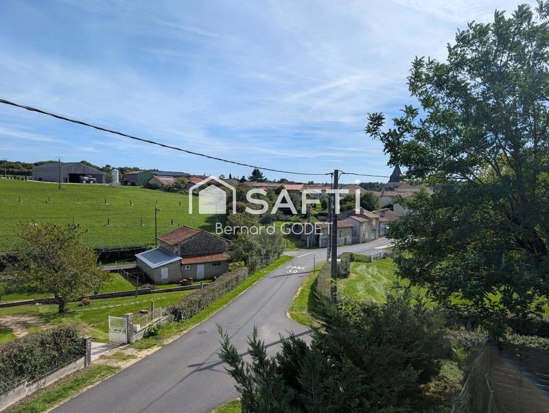 Maison - 205 m² - 9 pièces