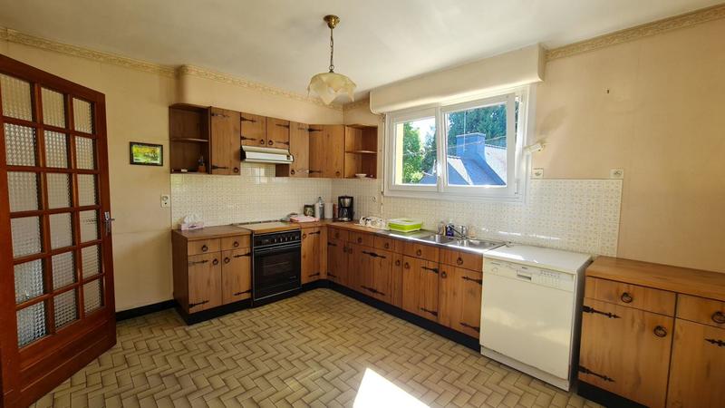 Maison - 130 m² - 8 pièces