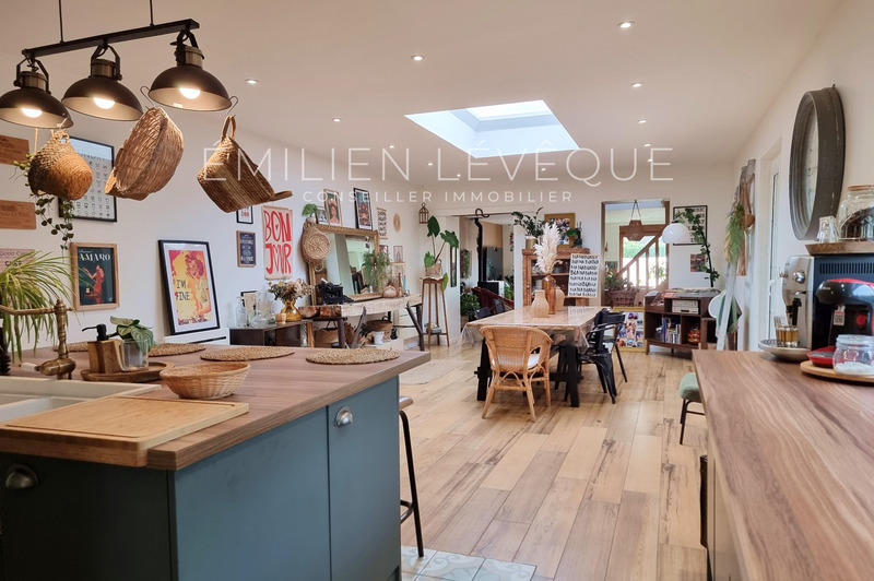 Maison de ville - 140 m² - 7 pièces