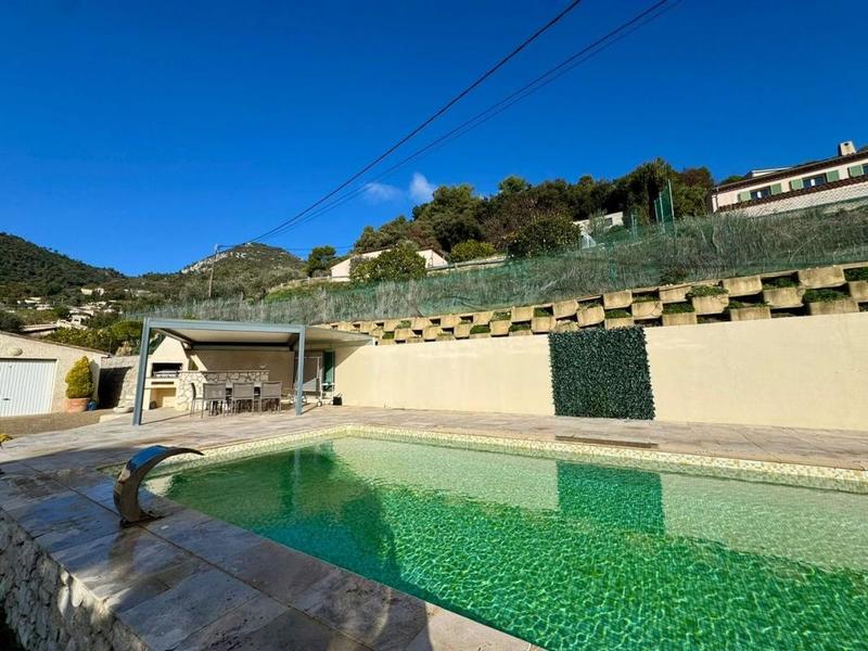 Villa - 130 m² - 4 pièces