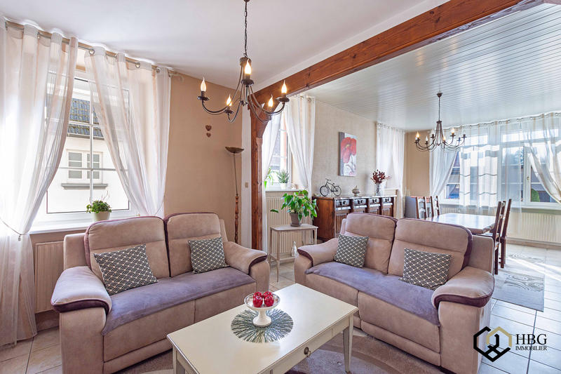 Appartement - 97 m² - 4 pièces