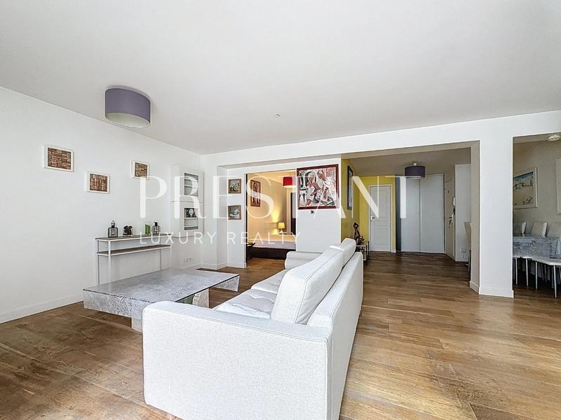 Appartement - 60 m² - 2 pièces