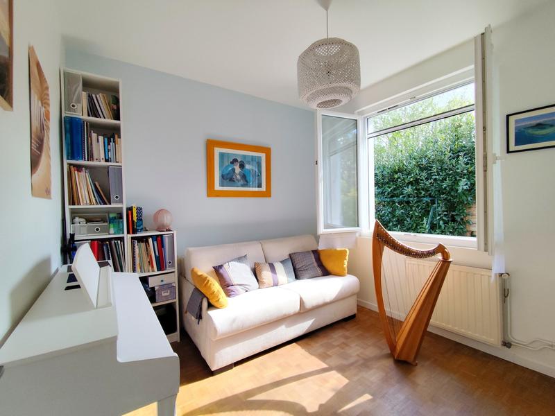 Maison traditionnelle - 90 m² - 4 pièces