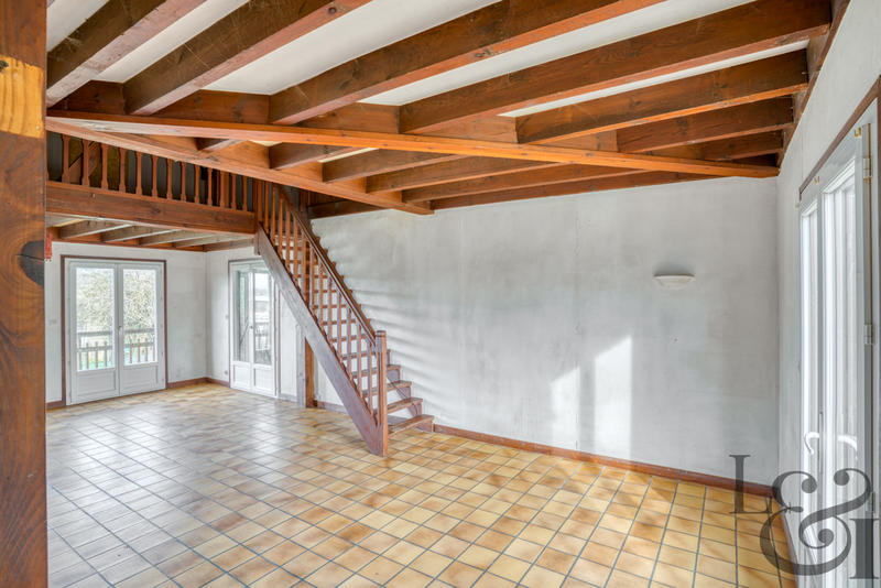 Maison - 98 m² - 4 pièces
