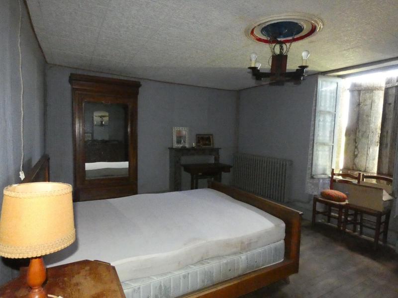 Maison ancienne - 100 m² - 3 pièces